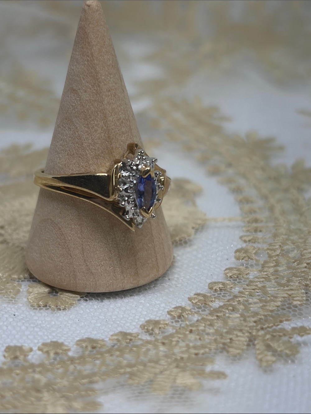 Vintage 10K Gold Tanzanite & Diamond Ring | Marquise Cut | Size 7 Estate Jewelry - Picture 5 of 9
